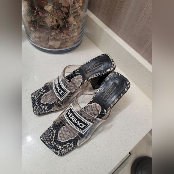 Versace 70 PVC Snakeskin sandal Sz 38 - Picture 8 of 11
